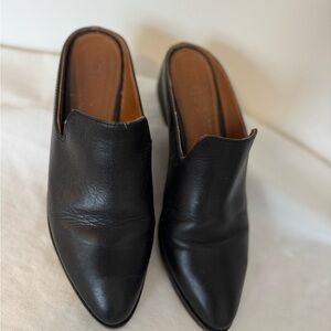 Frye Women’s Ray mule black size 9.5 B